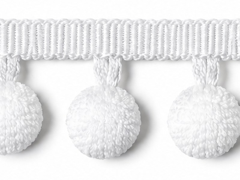 PomPom trimming 1